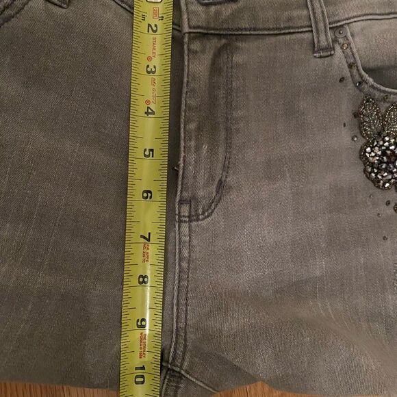 Chicos Platinum Jeggings Gray Distressed Rhinestone Jeans Size 0/US 4 - Picture 8 of 10
